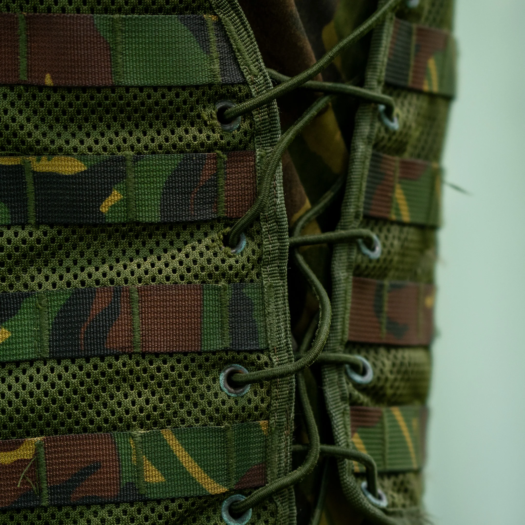 Issued Dutch Modular Vest - Image 10