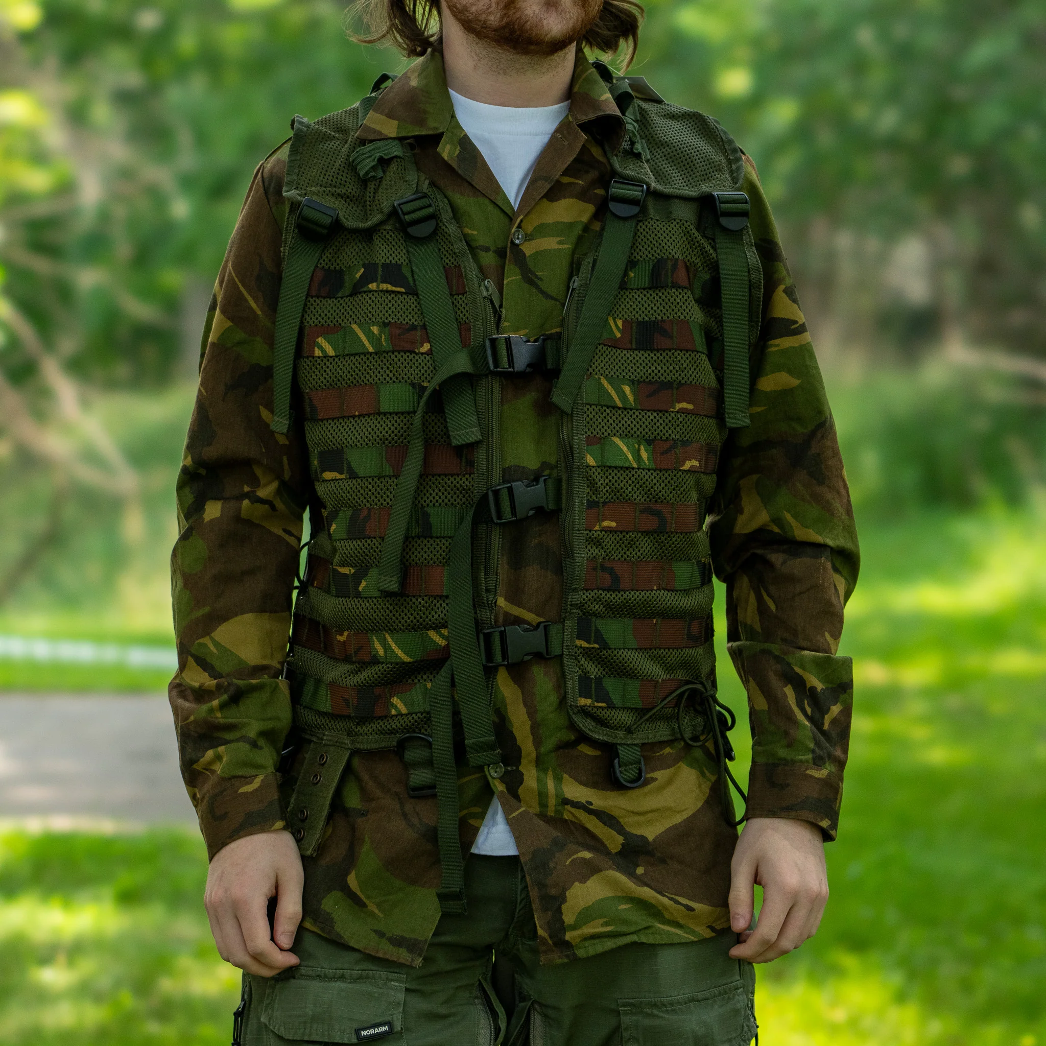 Issued Dutch Modular Vest - Image 3