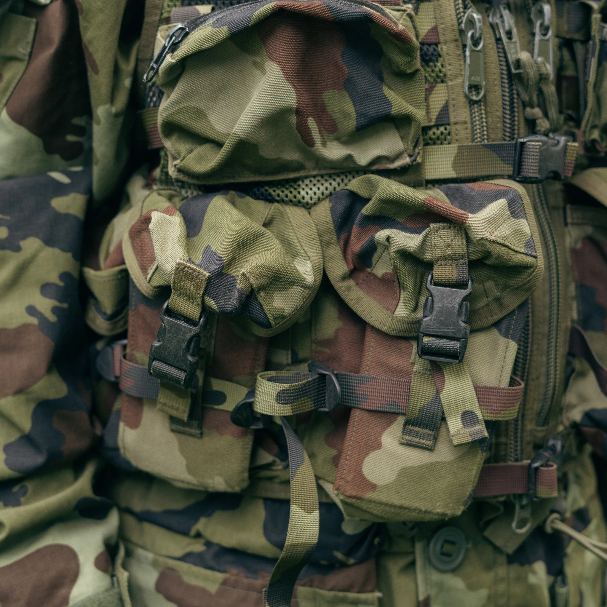 Grade 2 Irish DPM Assault Vest - Image 5