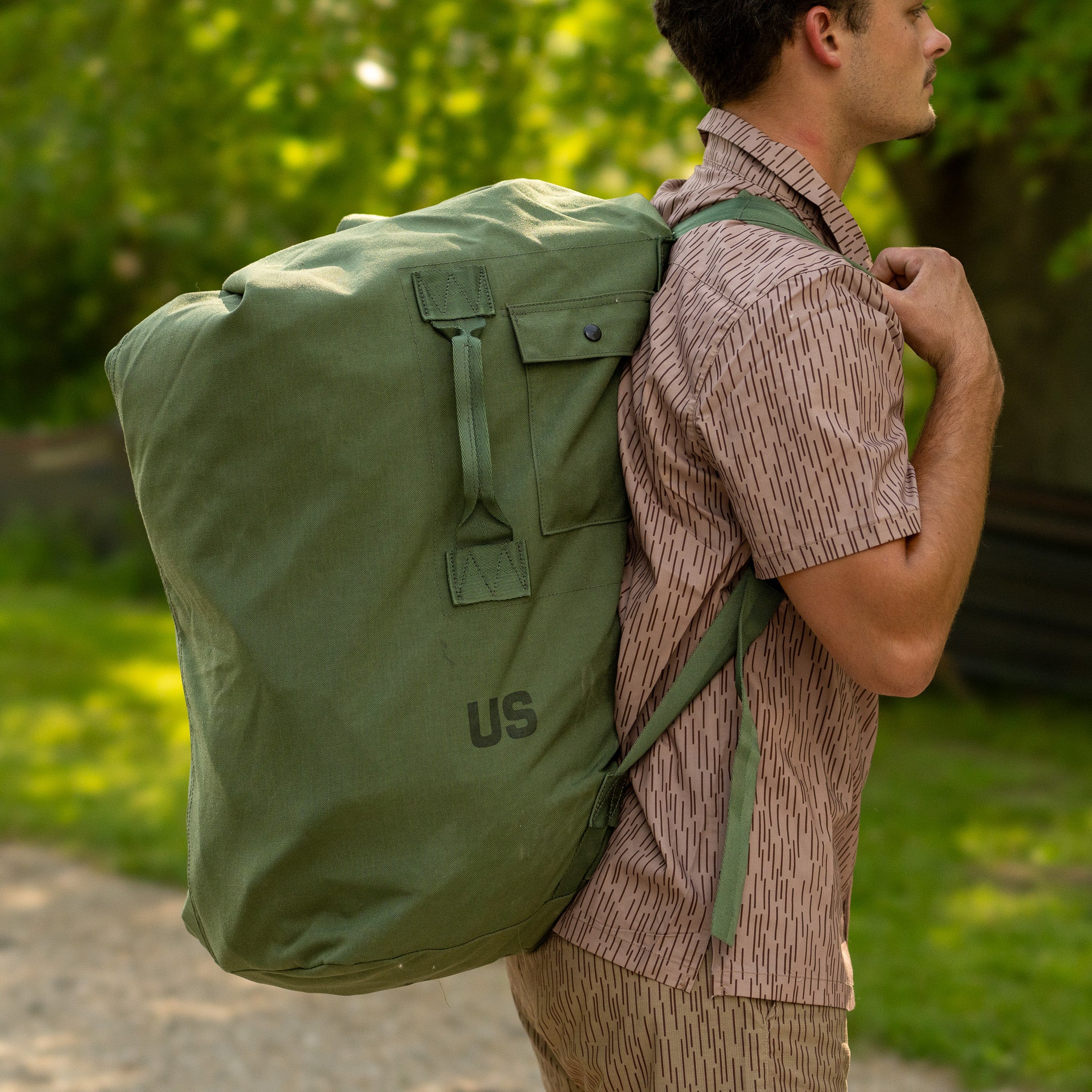 Issued USGI Double Strap Top Loading Duffle Bag - Image 4