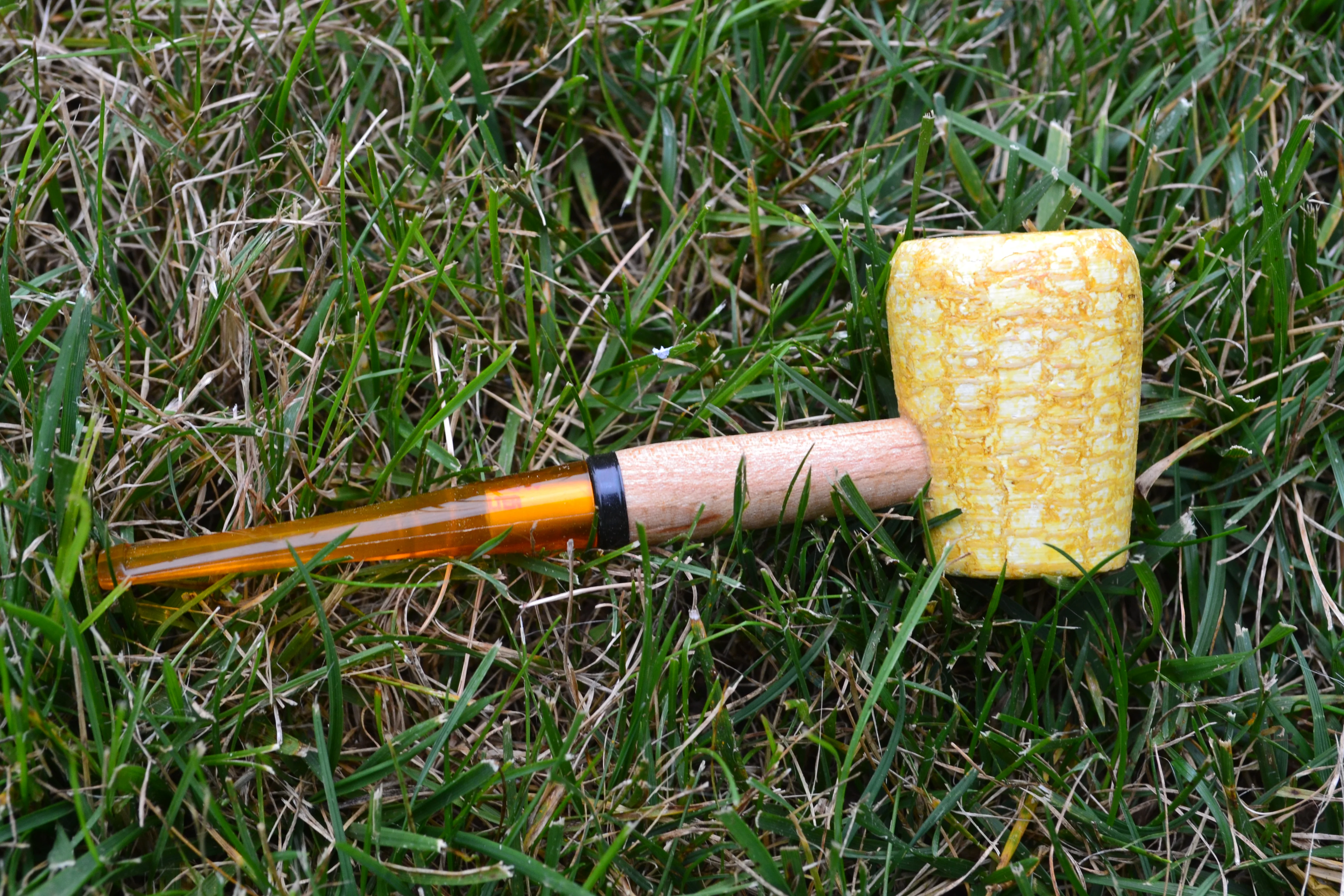 Legend Corncob Pipe - Image 6
