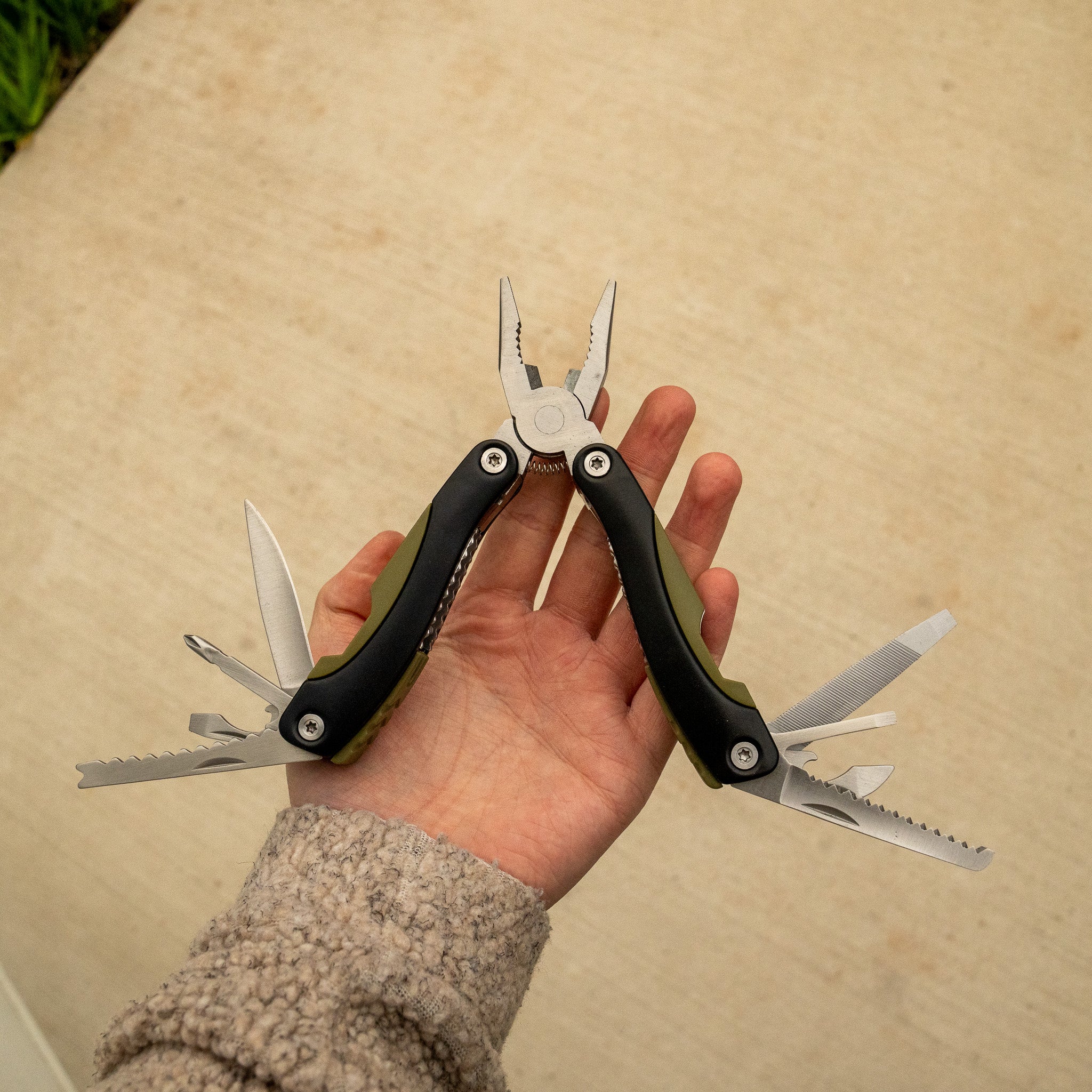 Mil-Tec OD Multi Tool - Image 4