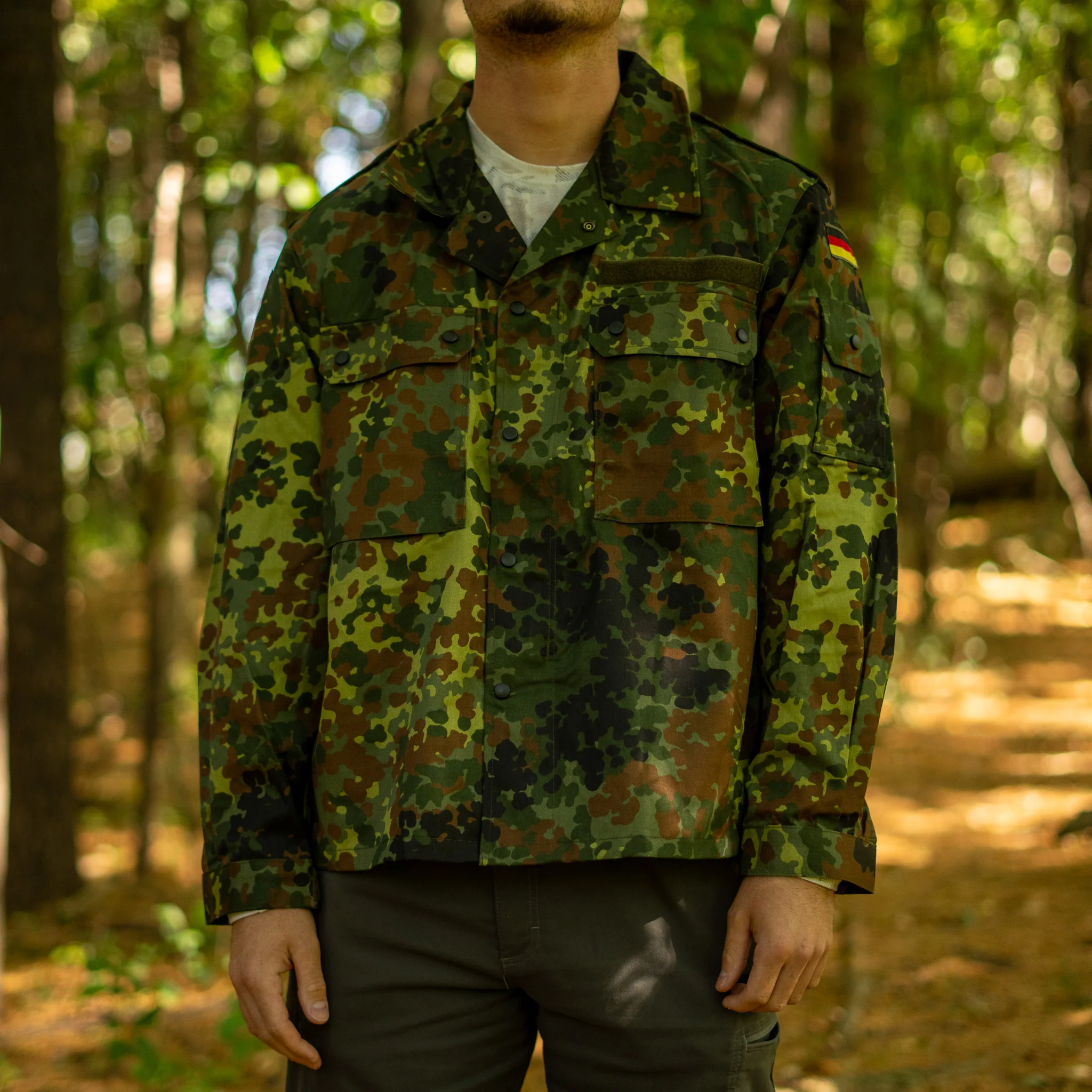 Unissued Bundeswehr Flecktarn Field Shirt - Image 4