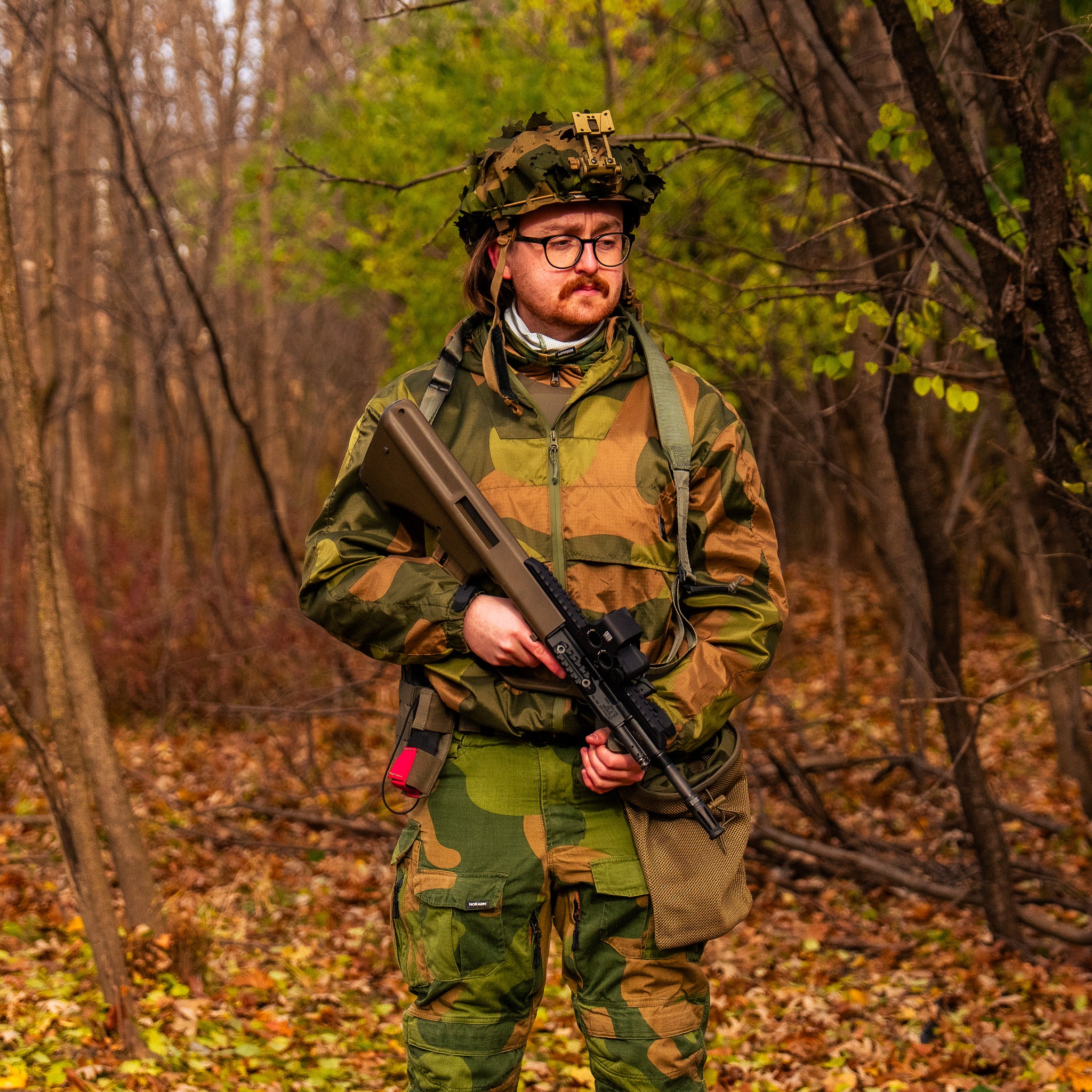 QILO x AP Retro Windbreaker in Norwegian Woodland - Image 11