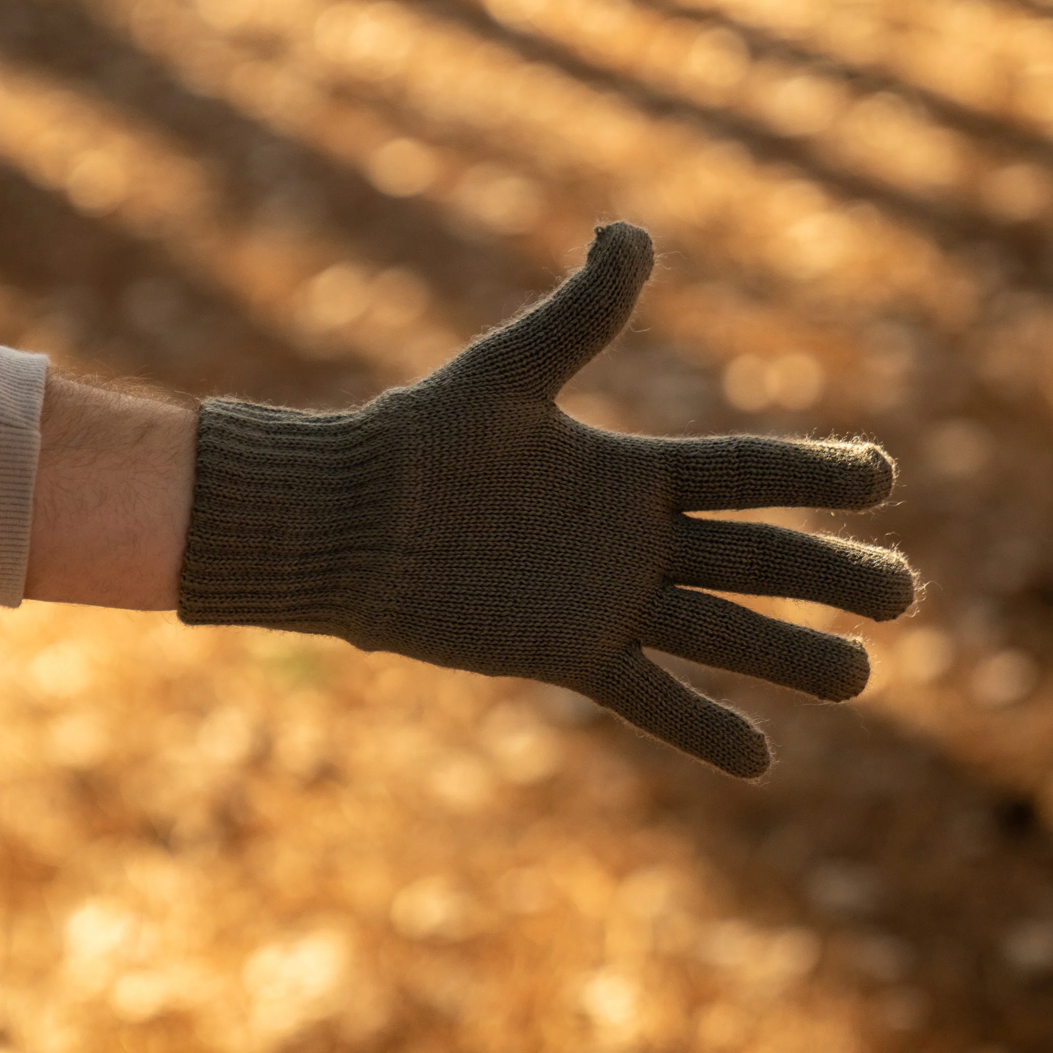 Issued East German Wool Gloves - Image 8